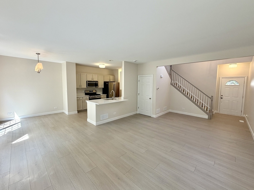 25 Melrose Court - Photo 3
