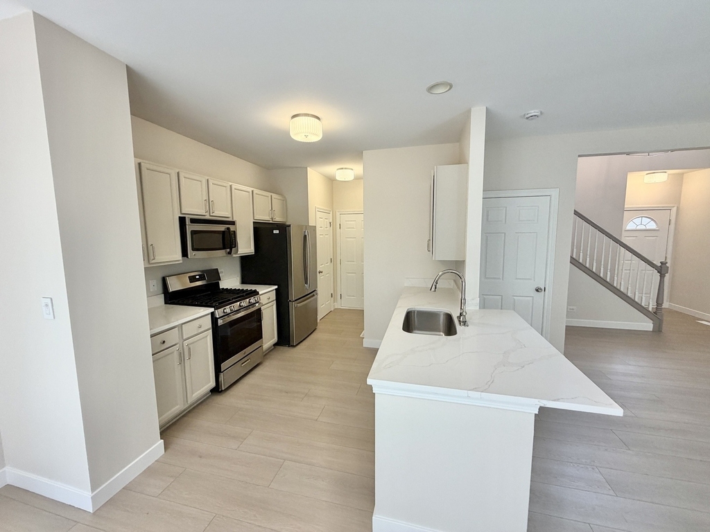 25 Melrose Court - Photo 2