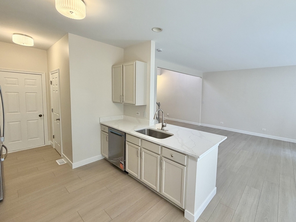25 Melrose Court - Photo 1