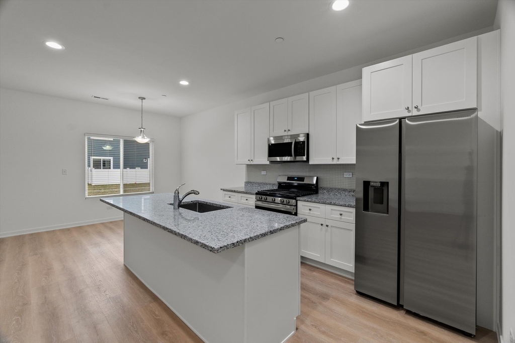 1038 Gillespie Lane - Photo 3