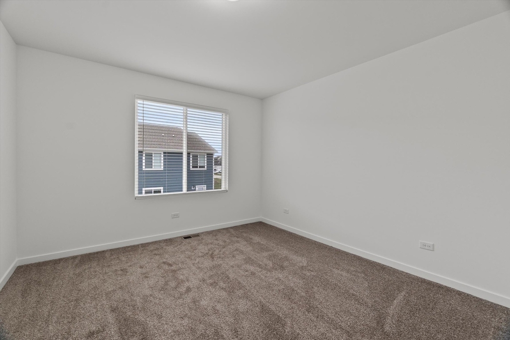 1038 Gillespie Lane - Photo 11