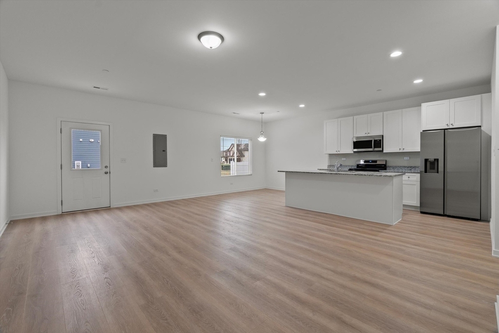 1038 Gillespie Lane - Photo 1