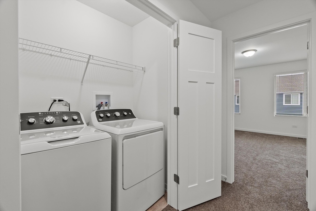 1038 Gillespie Lane - Photo 13