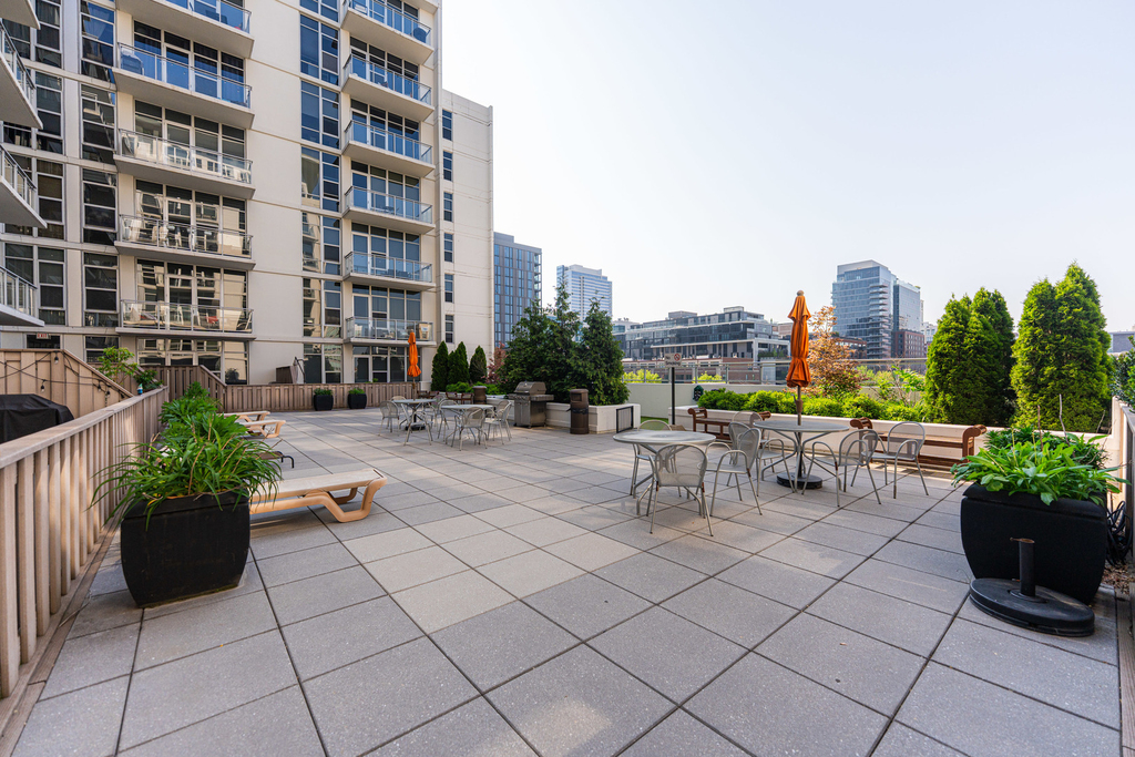 901 W Madison Street - Photo 24