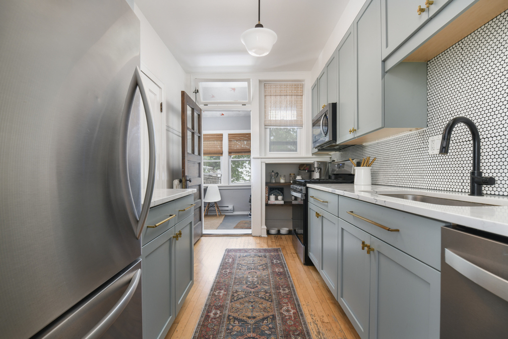 3312 N Oakley Avenue - Photo 10