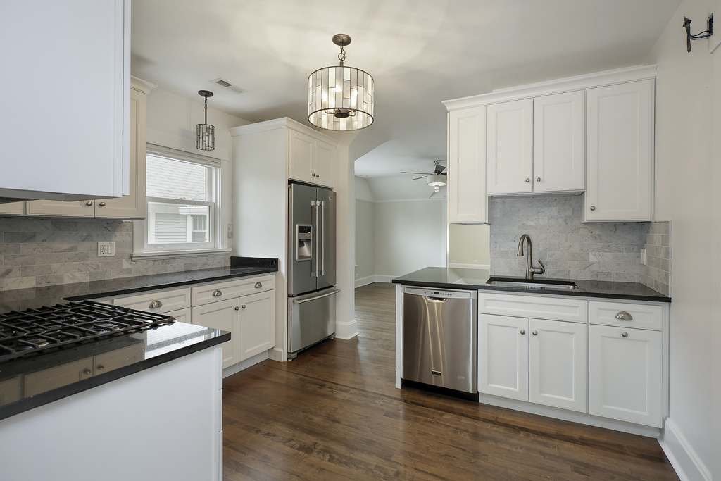 1121 Grant Street - Photo 1