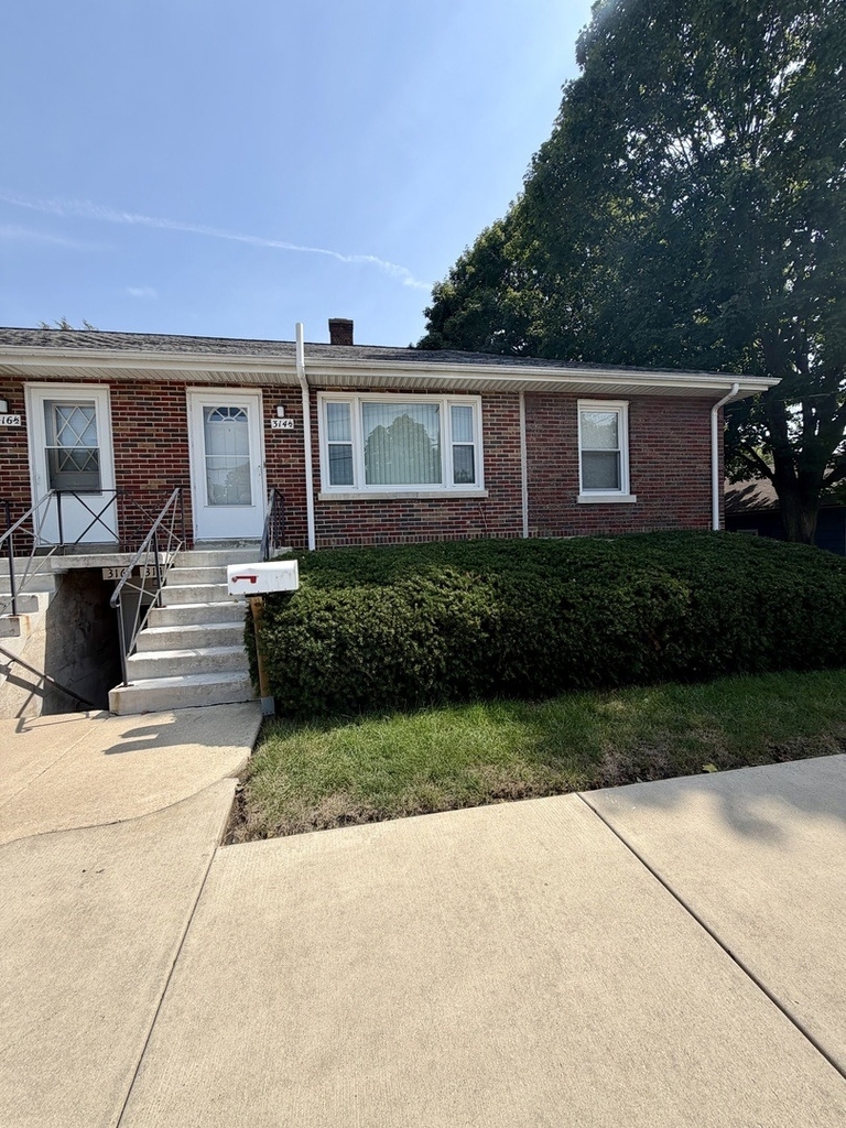 314 N Locust Street - Photo 1