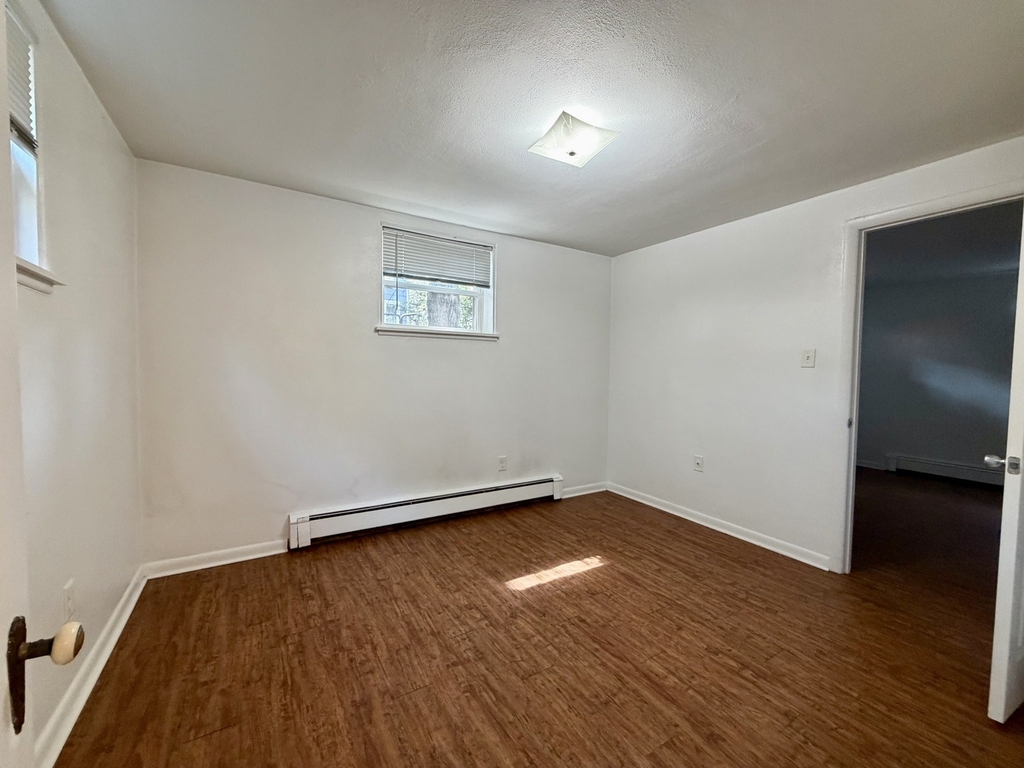 314 N Locust Street - Photo 5