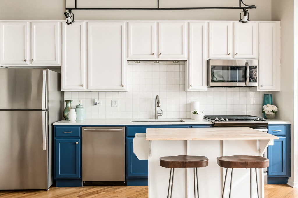 210 S Desplaines Street - Photo 12