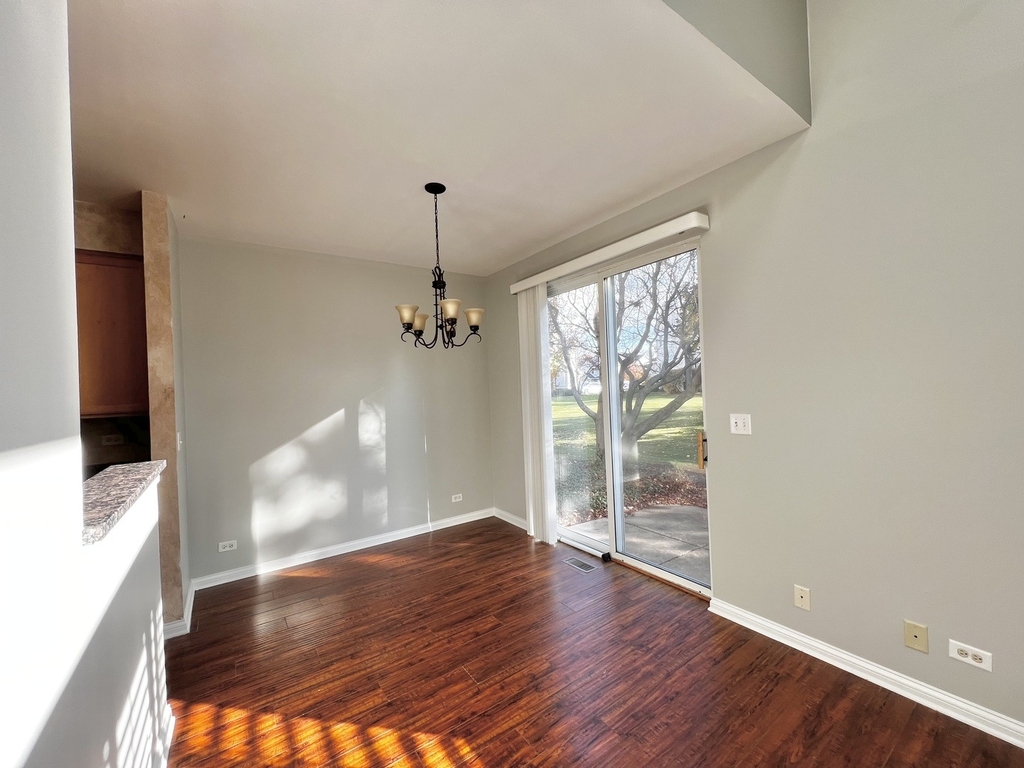 2936 Kentshire Circle - Photo 6