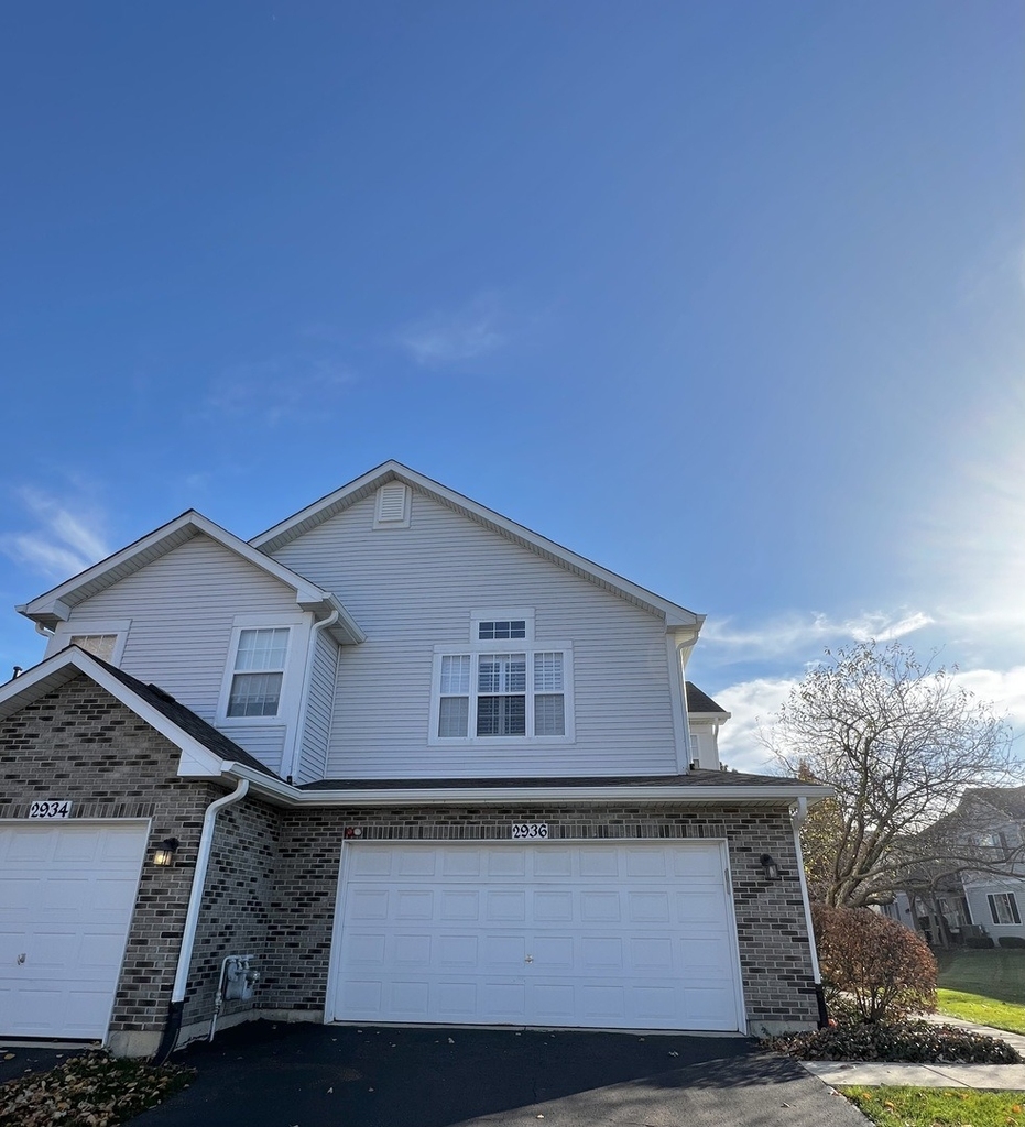 2936 Kentshire Circle - Photo 1