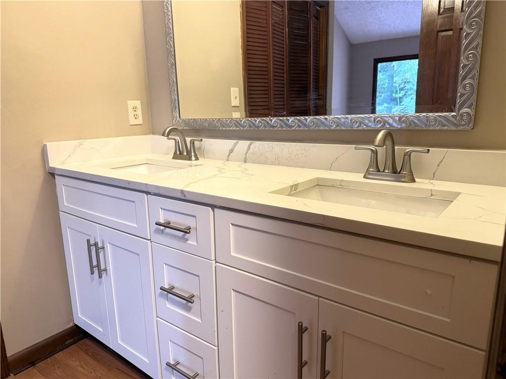1302 Colony Dr - Photo 14