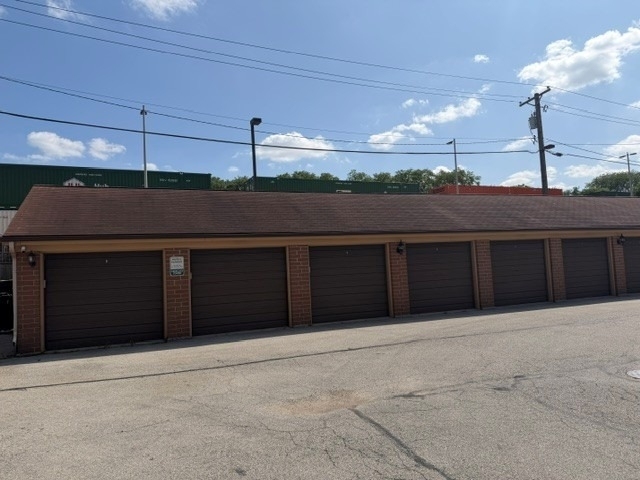 105 W Saint Charles Road - Photo 1
