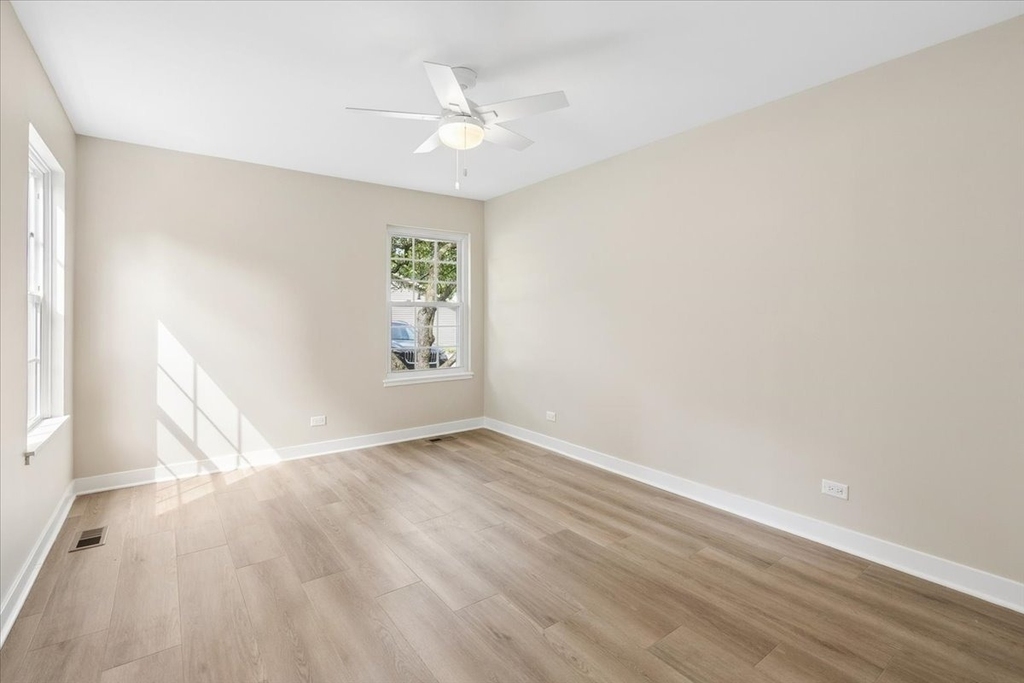 931 Chase Court - Photo 8