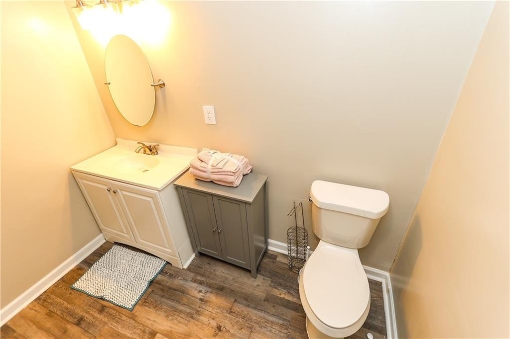 636 Lawton Street - Photo 18