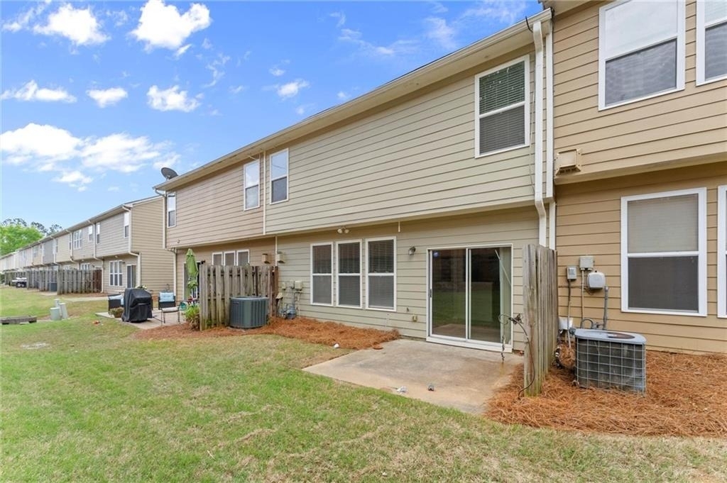 1867 Ellison Lakes Court Nw - Photo 21