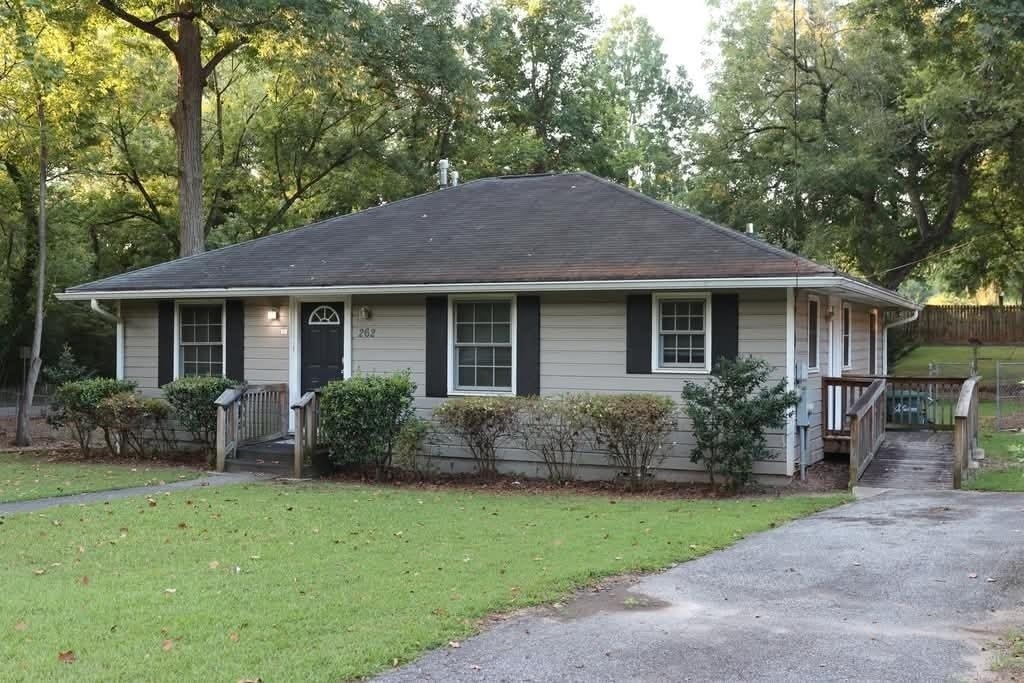 262 Ne Forest Avenue - Photo 2