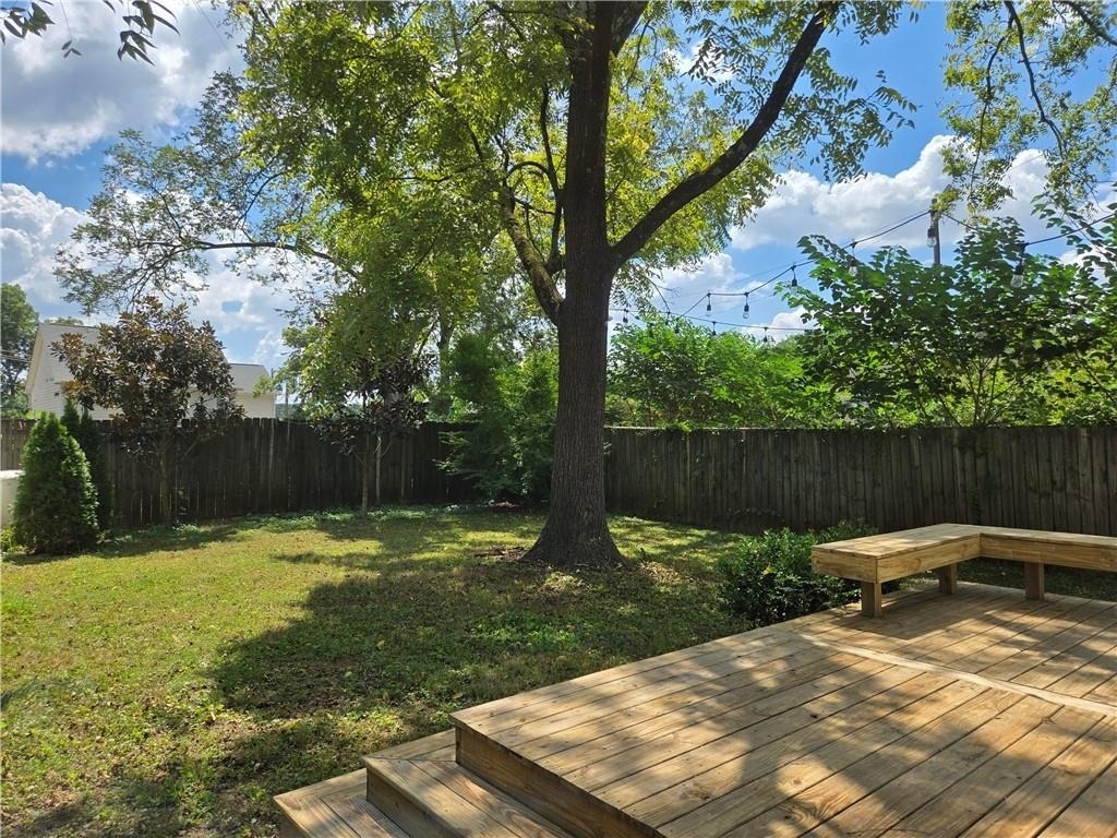 2495 Amelia Avenue - Photo 10