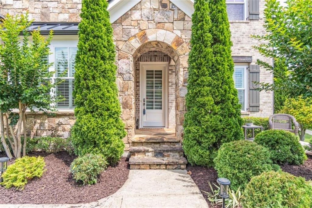 829 Adler Court - Photo 2