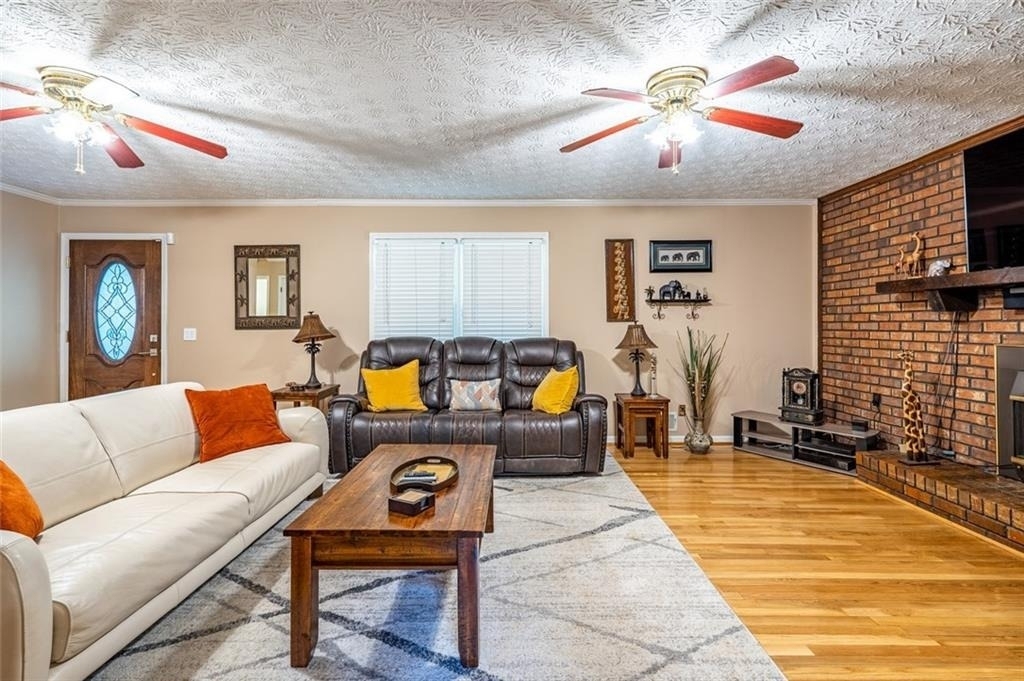 465 Dobbs Road - Photo 7