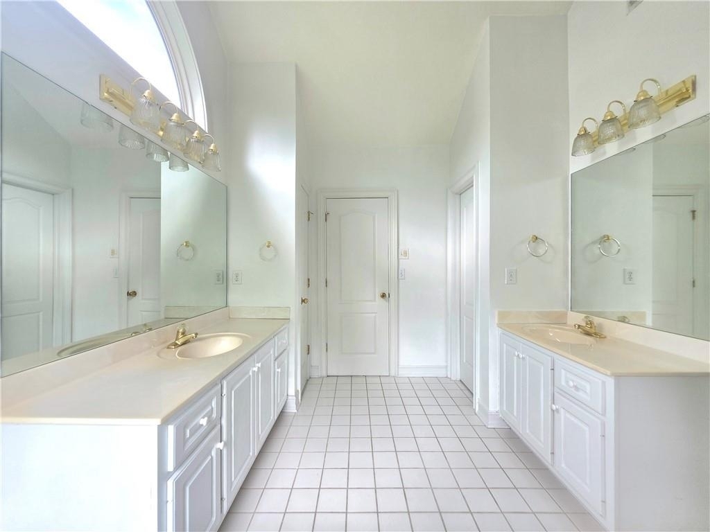 3385 Wellbrook Drive - Photo 12