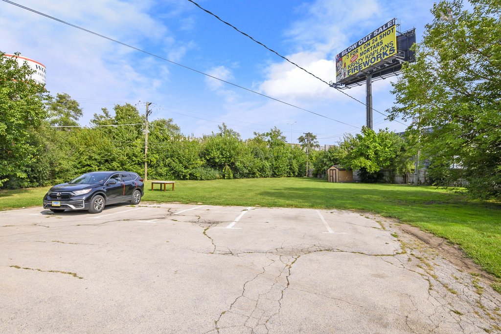 11015 S Lloyd Drive - Photo 18