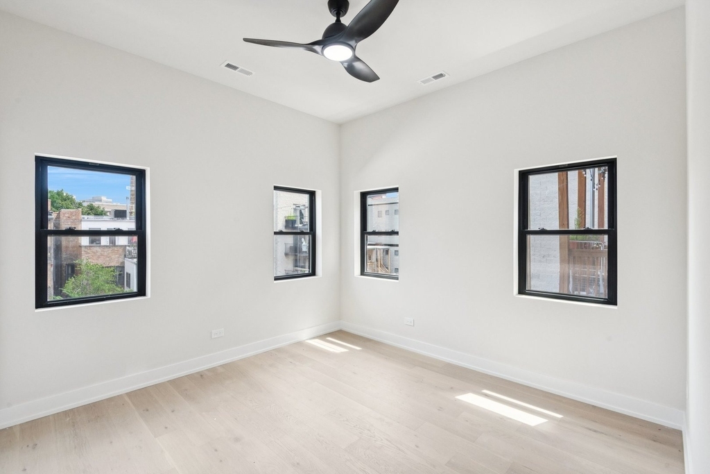 3641 N Wilton Avenue - Photo 2