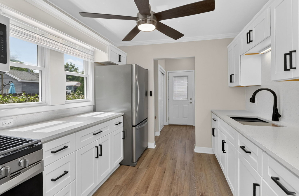 100 83rd Street - Photo 6