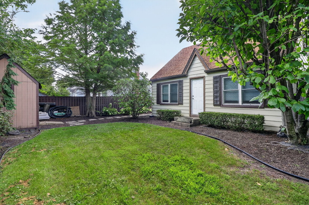 100 83rd Street - Photo 16