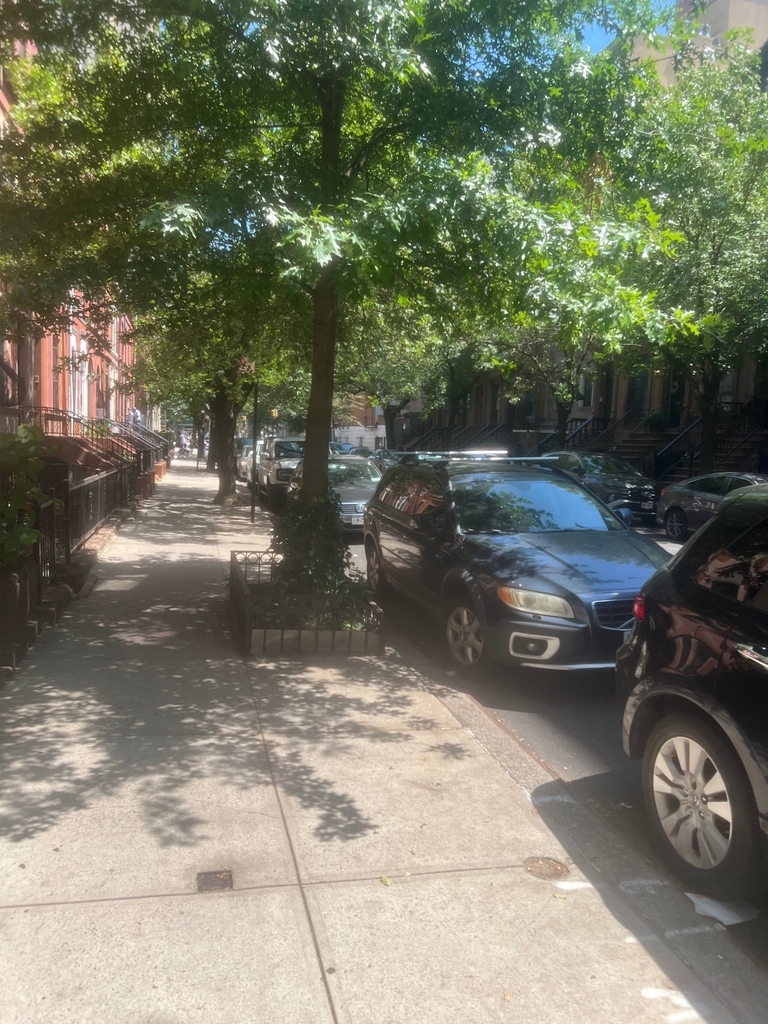 367 west 123 Street - Photo 1