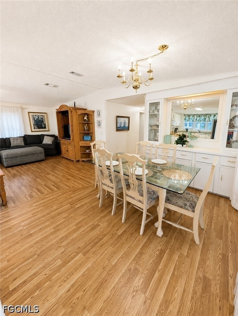 10401 Circle Pine Road - Photo 4