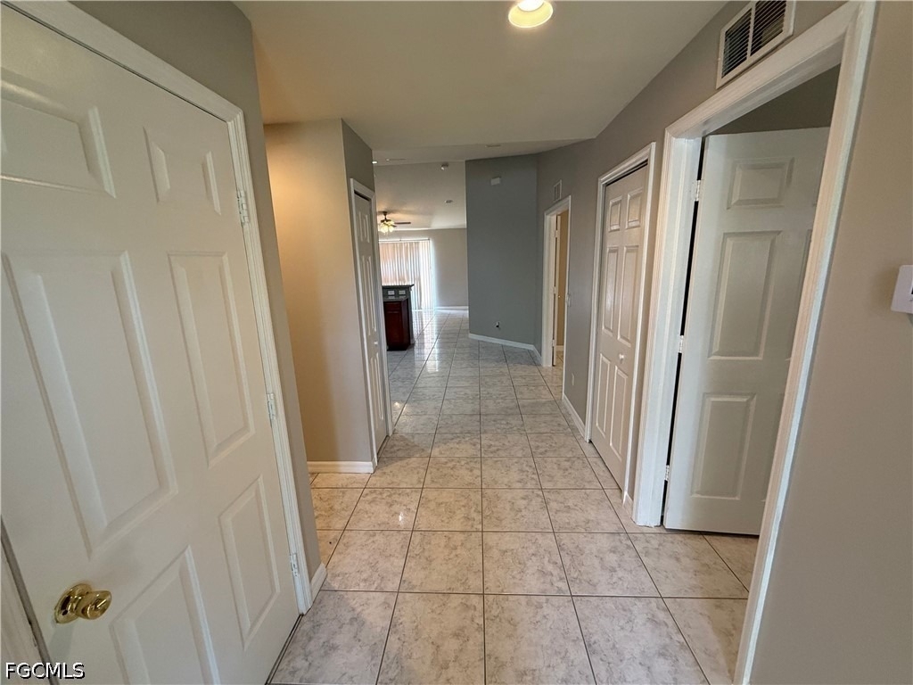 1040 Ainsworth Street E - Photo 3
