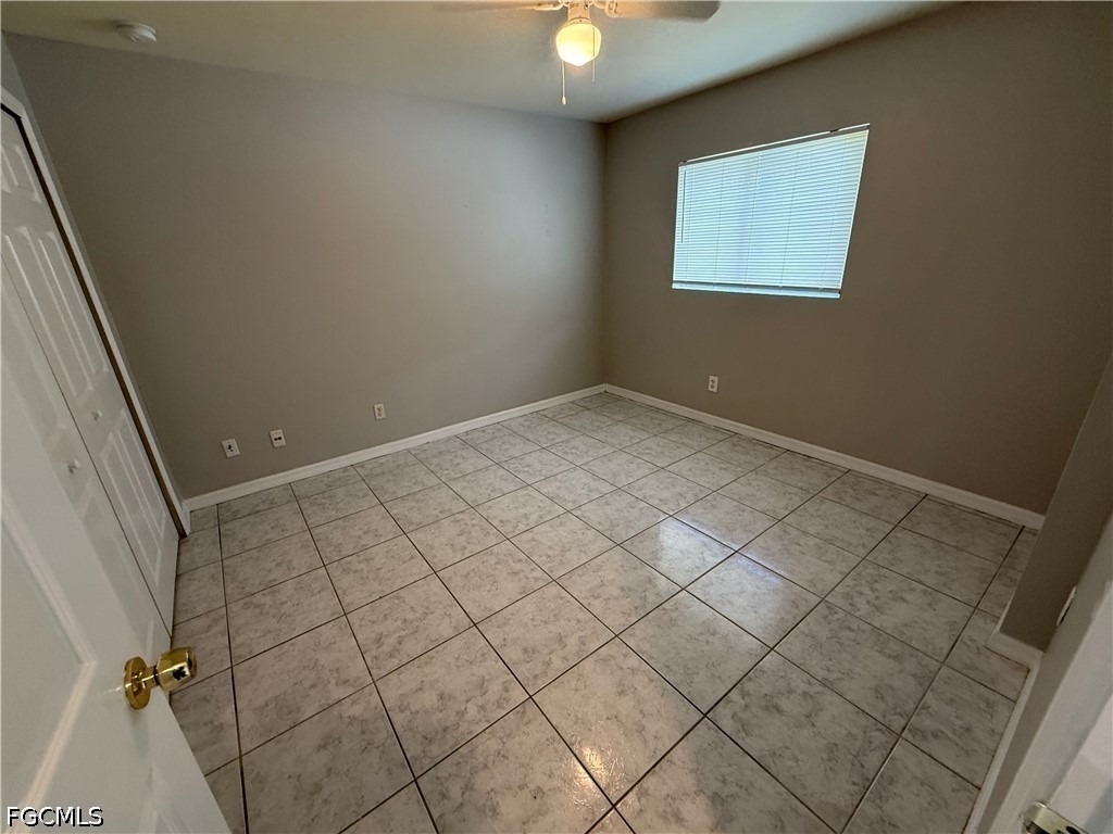 1040 Ainsworth Street E - Photo 13