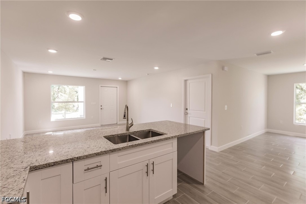 4780 15th Street Sw - Photo 8