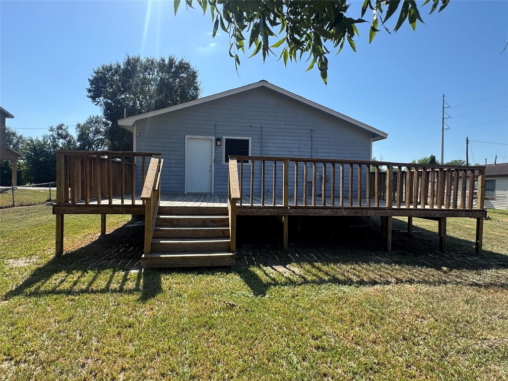 505 Palacios Street - Photo 6