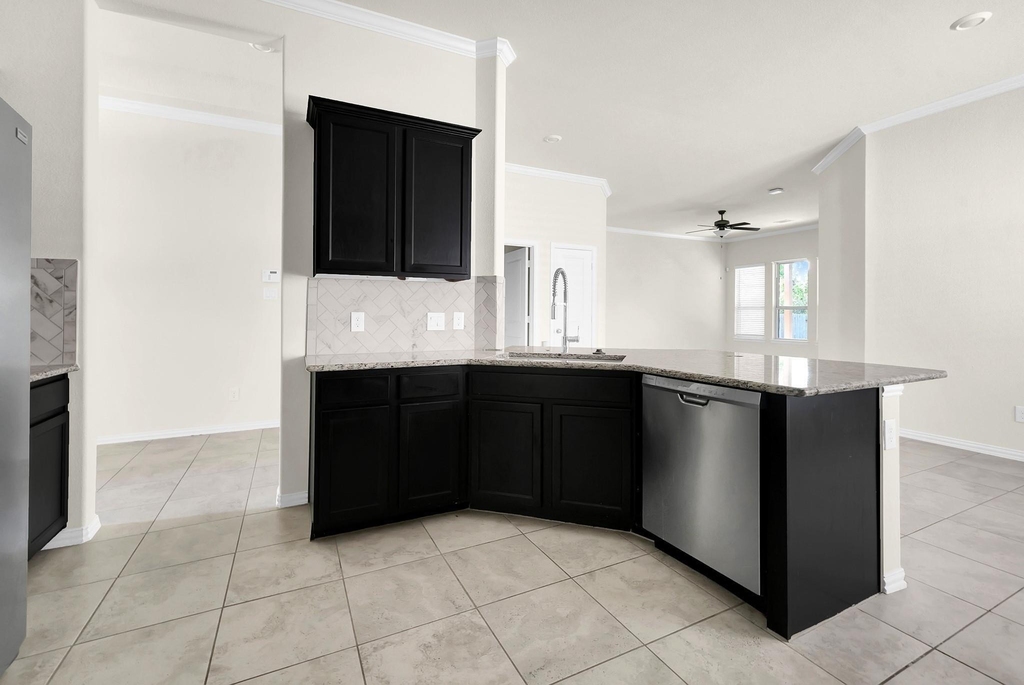 18788 Laurel Hills Drive - Photo 4