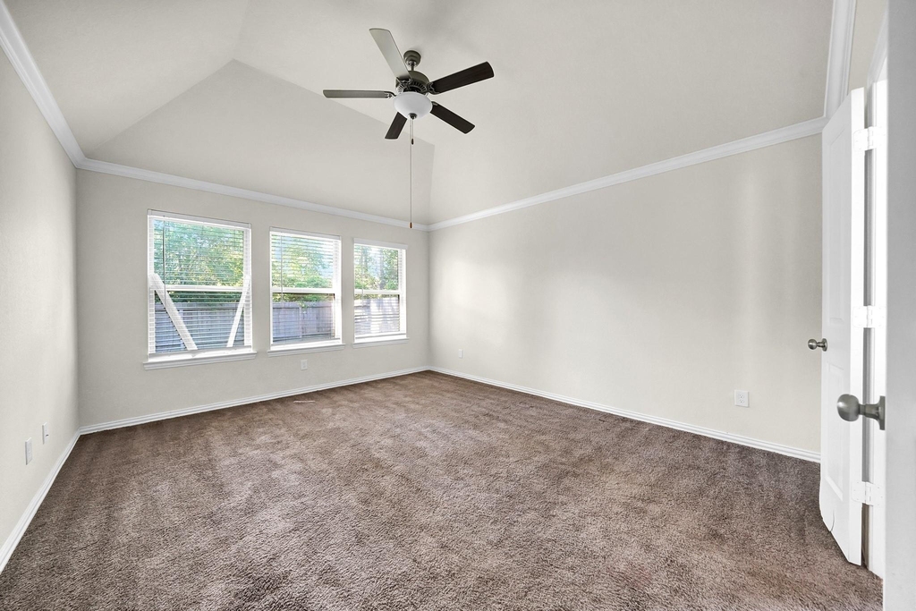18788 Laurel Hills Drive - Photo 16