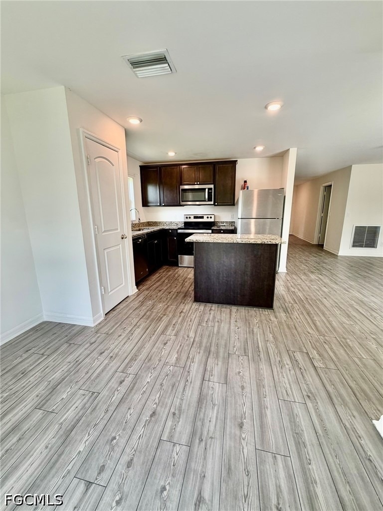 2115 Nw 24th Place - Photo 8