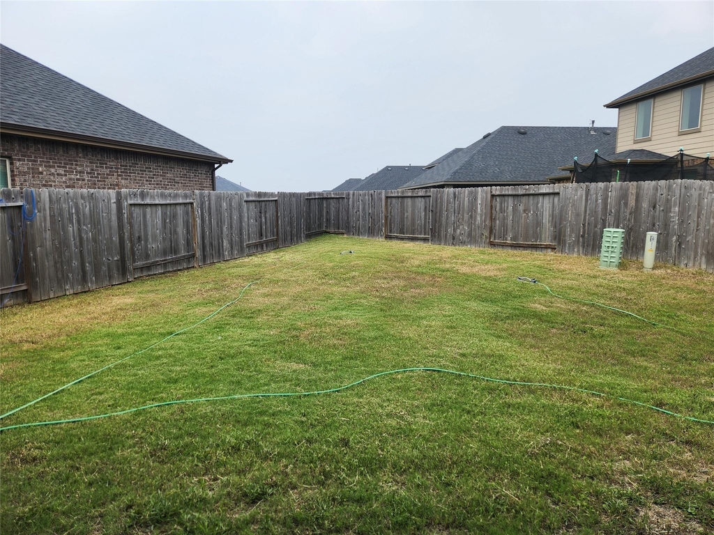 8519 Golden Field Drive - Photo 23