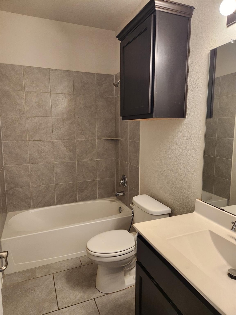 8519 Golden Field Drive - Photo 18