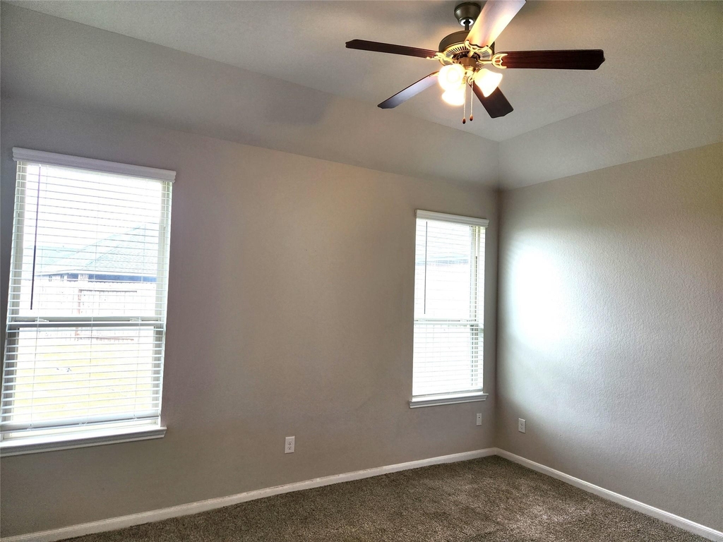 8519 Golden Field Drive - Photo 9