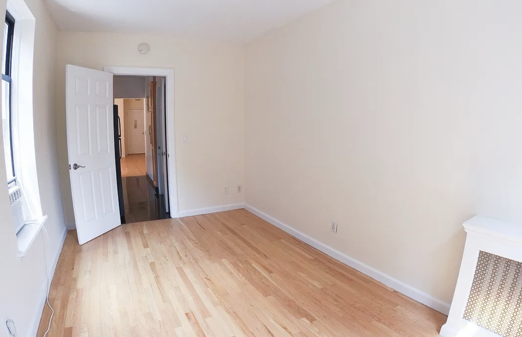 152 East 84th Street - Photo 6