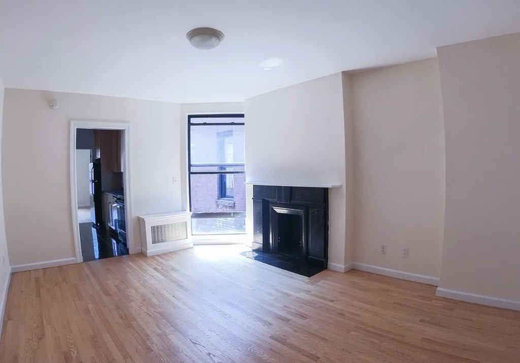 152 East 84th Street - Photo 0