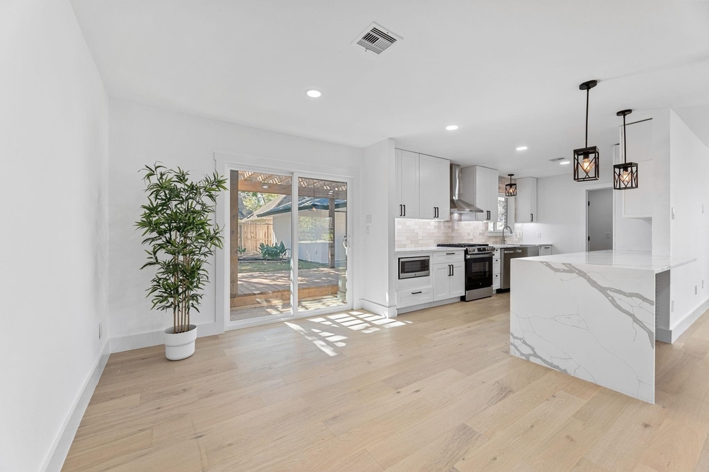 12315 Barryknoll Lane - Photo 3