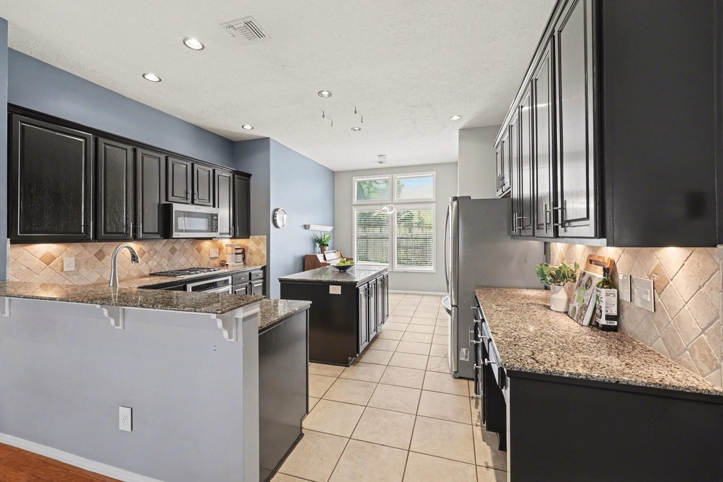 13931 Carrington Lane - Photo 9