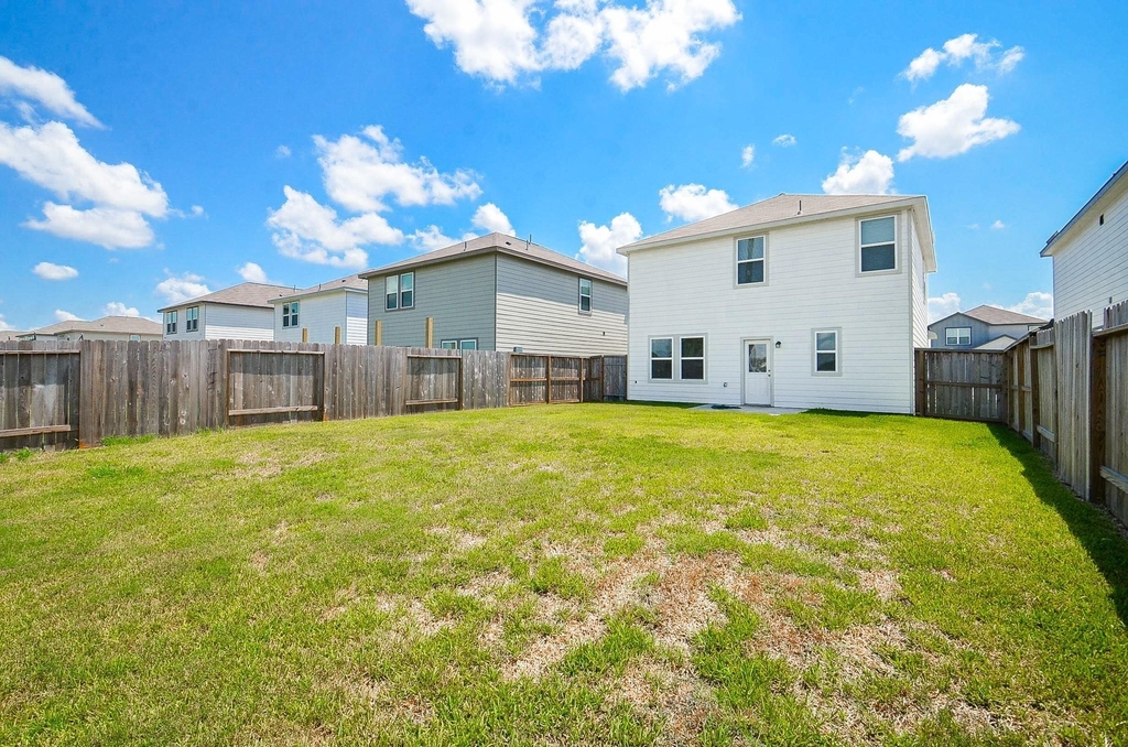 8627 Vacek Crossing Way - Photo 23