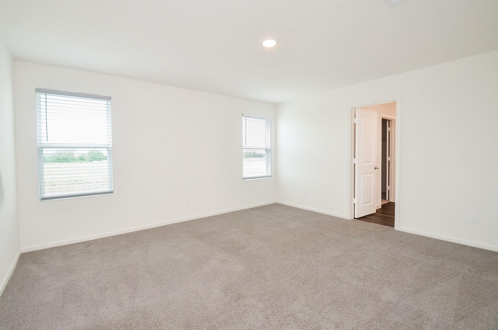 8627 Vacek Crossing Way - Photo 11