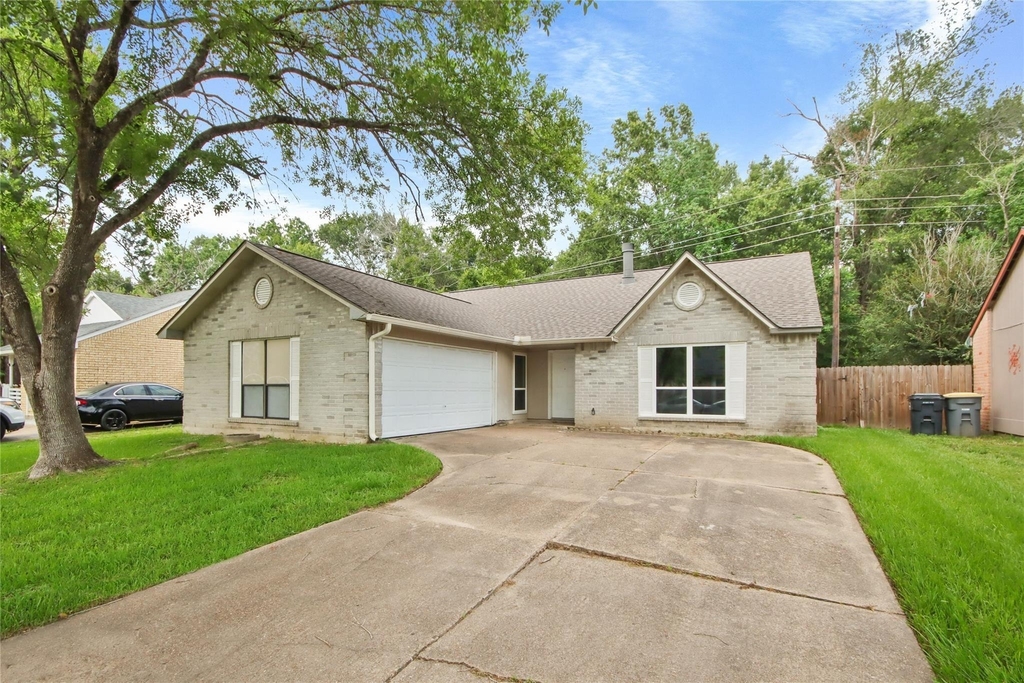 22822 Melham Lane - Photo 1