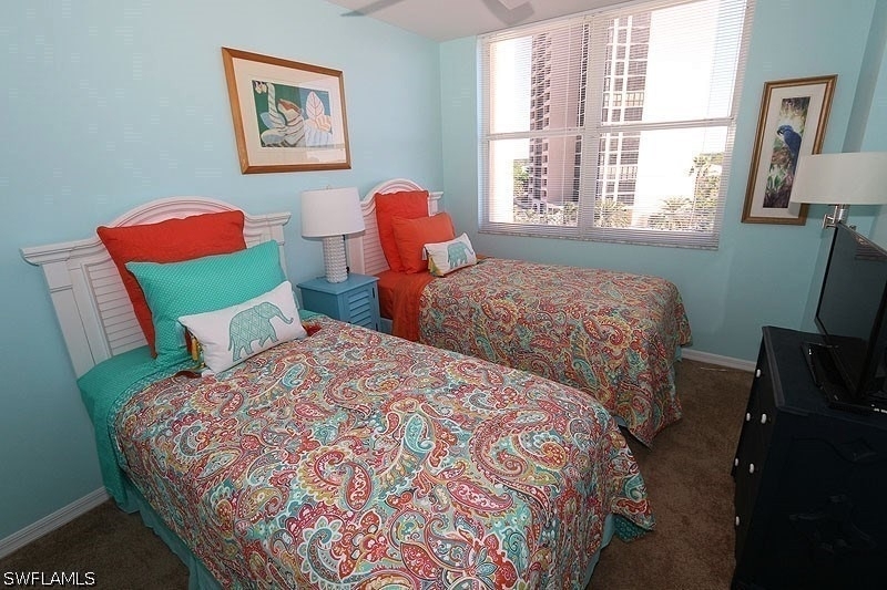 5550 Heron Point Drive - Photo 10