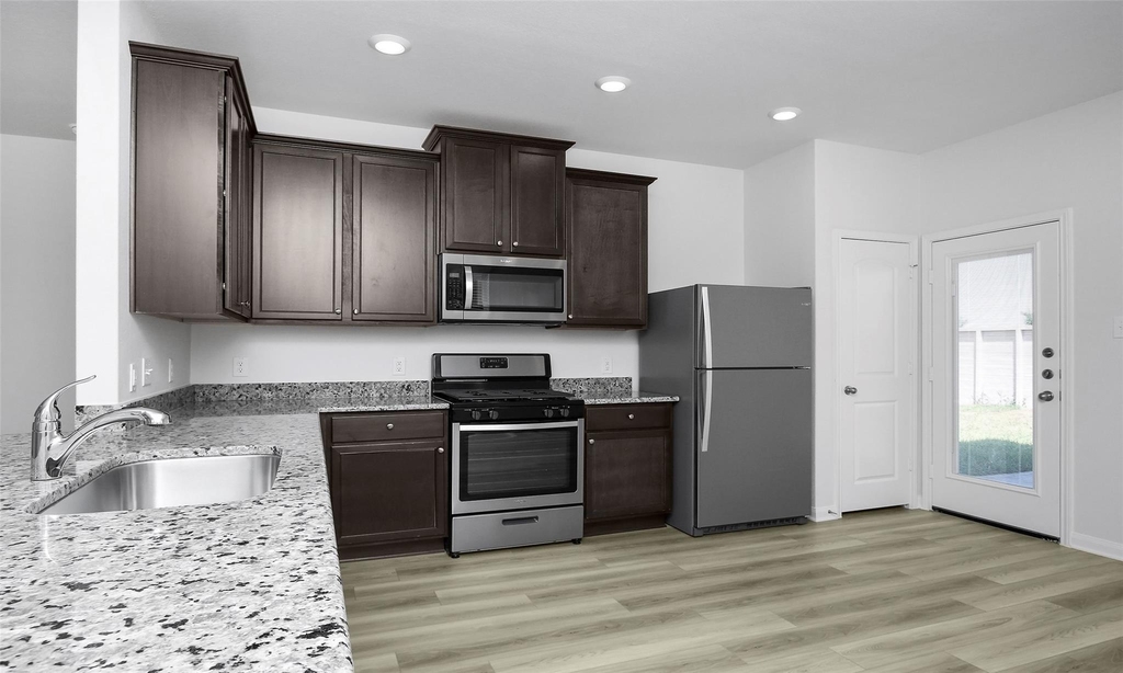 428 Lone Rider Drive - Photo 2